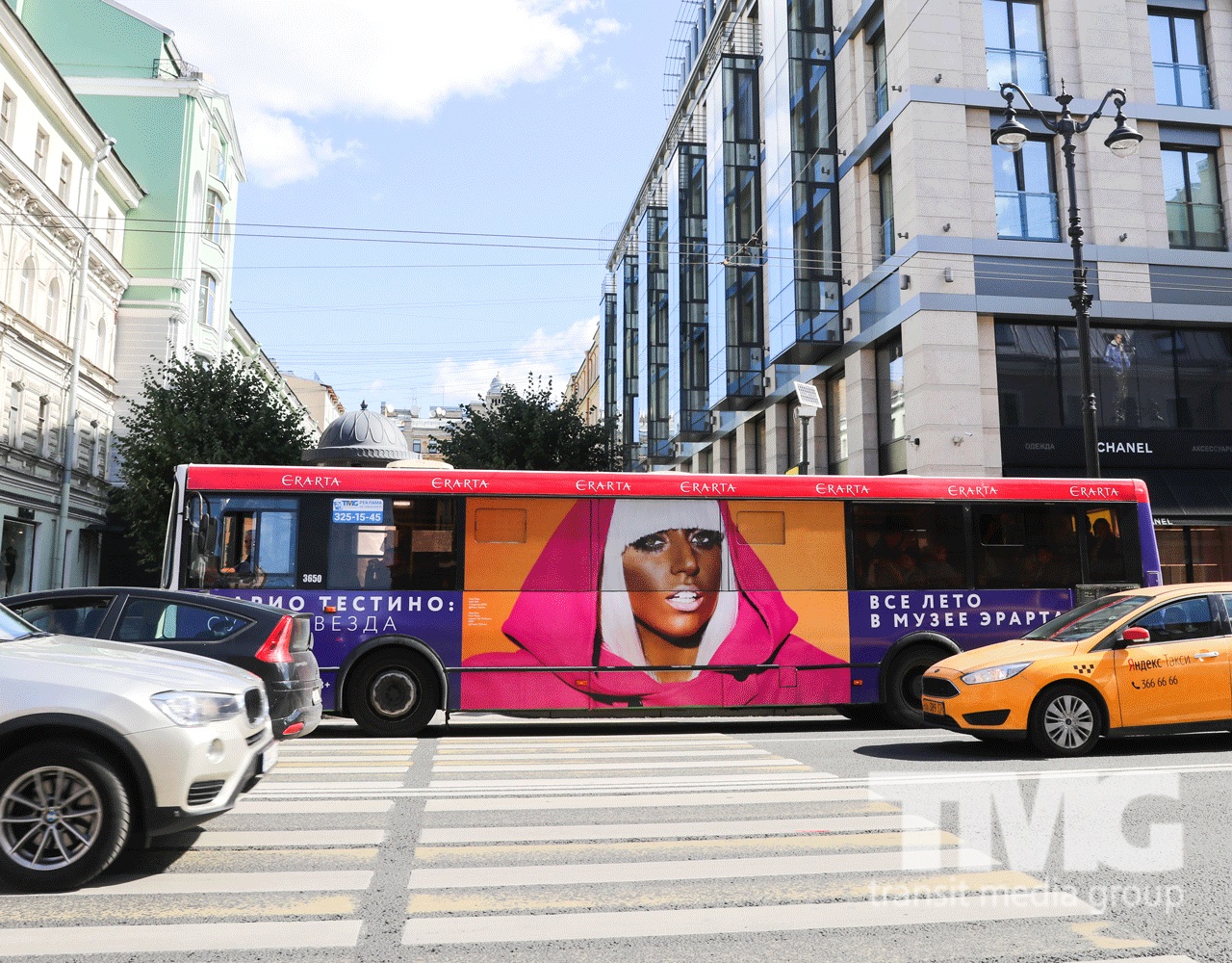 TMG Эрарта наружная реклама на транспорте Петербург